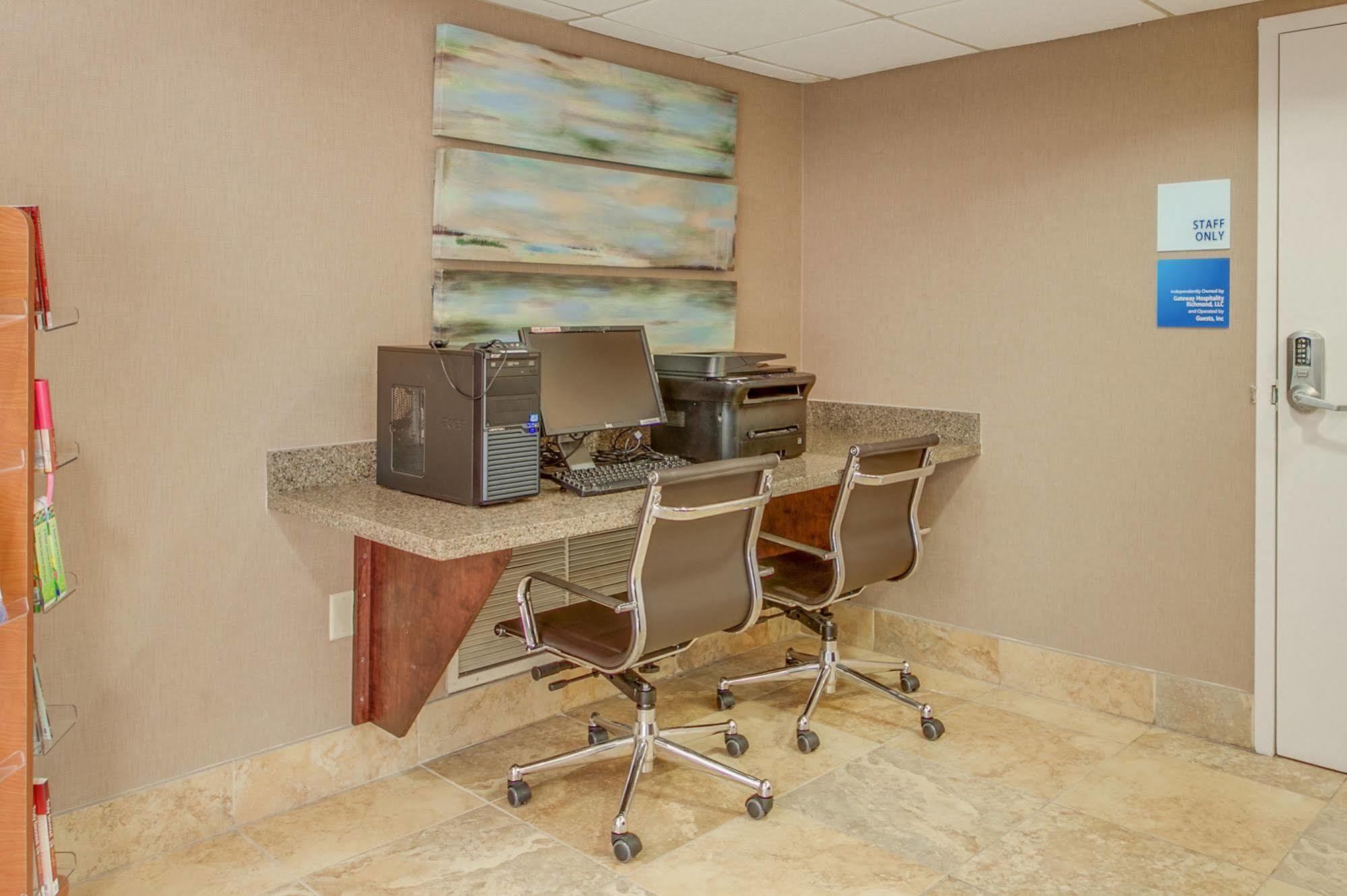 Holiday Inn Express Hotel & Suites Midlothian Turnpike By Ihg North Chesterfield Εξωτερικό φωτογραφία